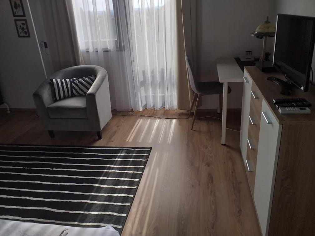 Art Inn Apartmanház Balaton-Gyenesdiás Exterior foto